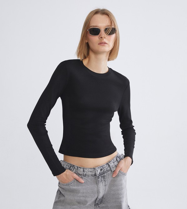 LC Waikiki LC Waikiki - Black Cropped Tops