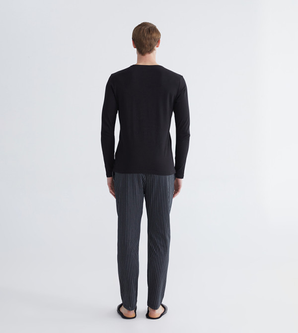 LC Waikiki LC Waikiki - Black Pyjama Set