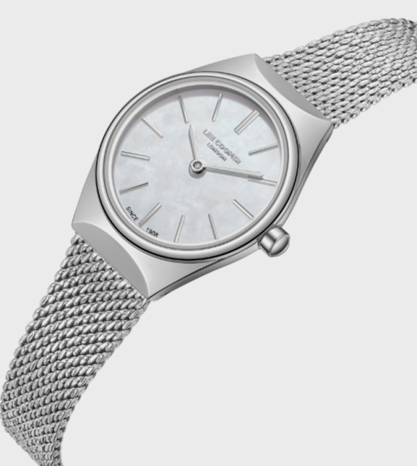 لي كوبر - فضي undefined