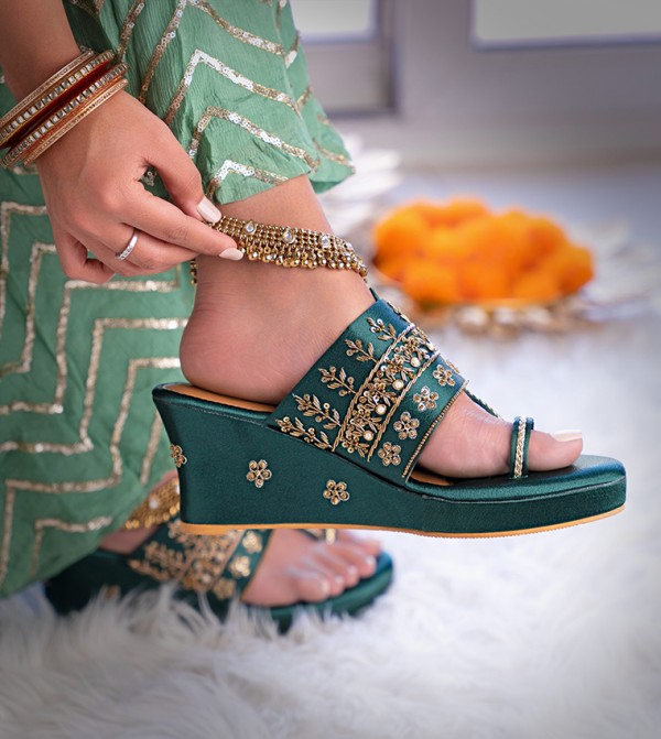 Shop Lovekaari Shop Lovekaari - Green Wedges