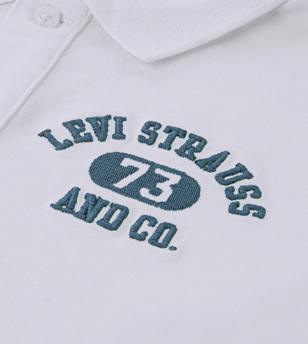 ليفايز ليفايز - أبيض تي شيرتات