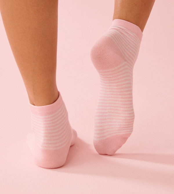 لافي ان روز  جوارب   - وردي Ankle Length Socks