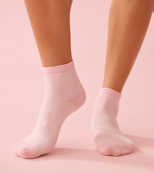 لافي ان روز  جوارب   - وردي Ankle Length Socks