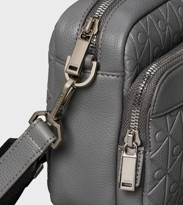 كالفين كلاين كالفين كلاين - رمادي Cross Body & Sling Bags