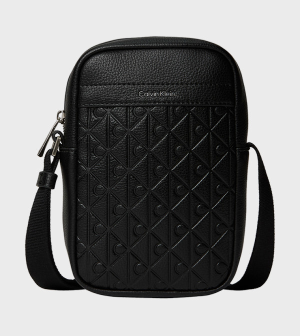 كالفين كلاين كالفين كلاين - أسود Cross Body & Sling Bags
