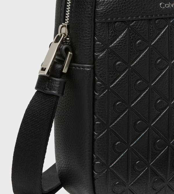 كالفين كلاين كالفين كلاين - أسود Cross Body & Sling Bags