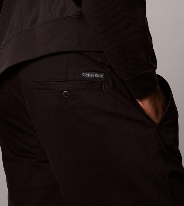 كالفين كلاين كالفين كلاين - أسود بناطيل تشينوس-سراويل كتان
