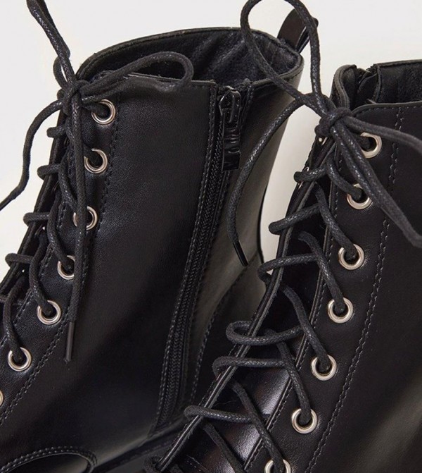 PrettyLittleThing - Outlet  - Black Ankle length Boots