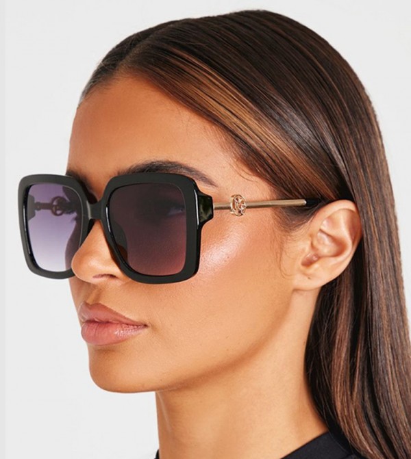 PrettyLittleThing  Sunglasses - Black undefined