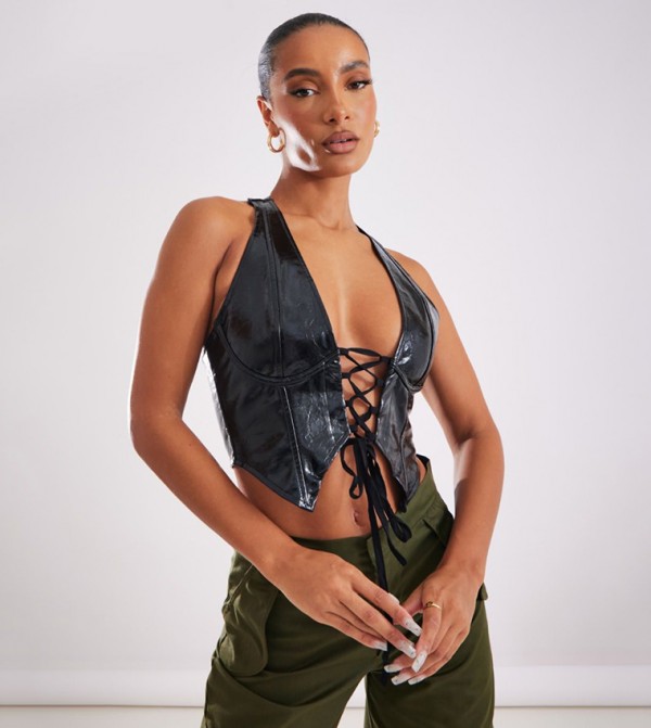 بريتي ليتل ثينغ  - أسود Cropped Tops