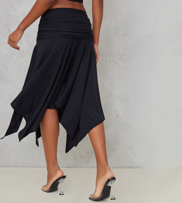 PrettyLittleThing  - Black Midi Skirts