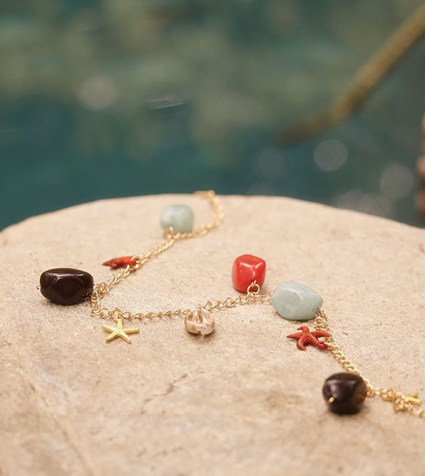 PrettyLittleThing - Gold Chains