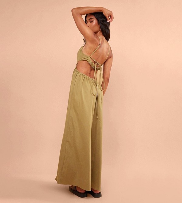 PrettyLittleThing  - Green Maxi Dresses