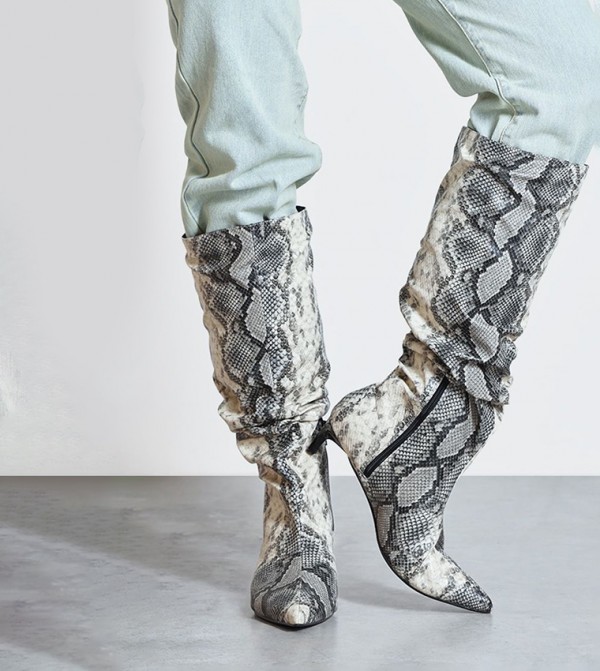 PrettyLittleThing  - Multi Knee length Boots