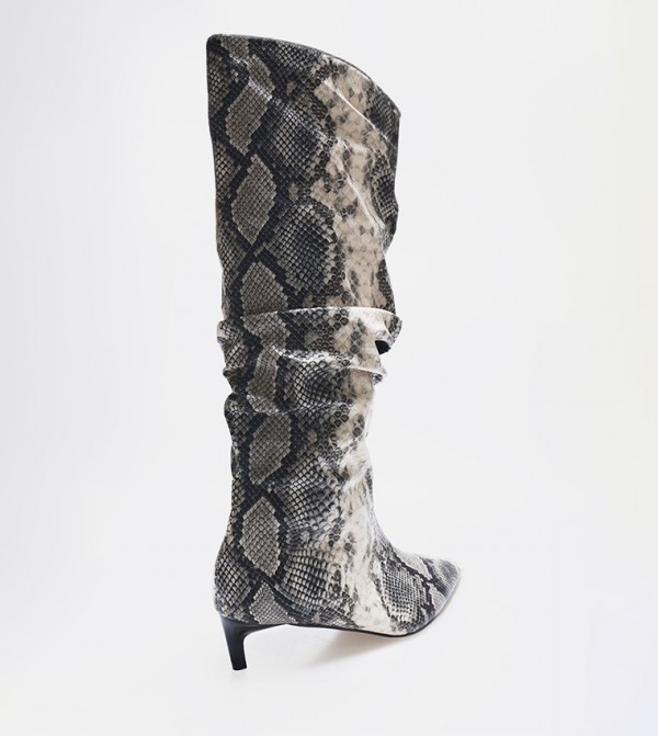 PrettyLittleThing  - Multi Knee length Boots