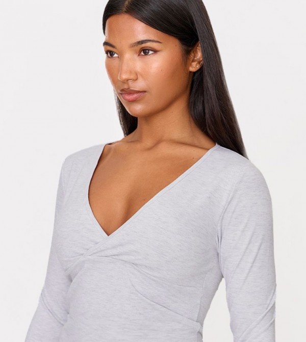 PrettyLittleThing  Cropped Tops - Grey Cropped Tops