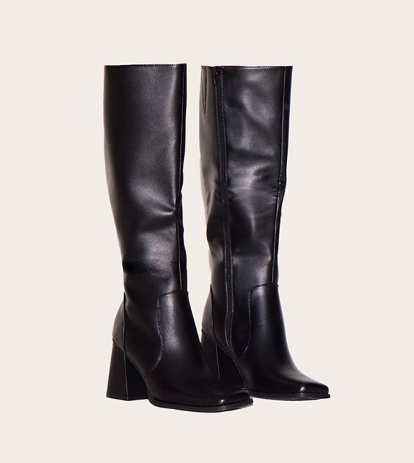 PrettyLittleThing PrettyLittleThing - Black Knee length Boots