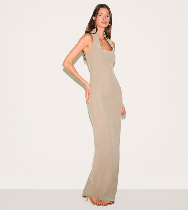 PrettyLittleThing PrettyLittleThing - Beige Casual Dresses