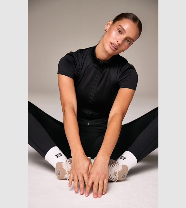 بريتي ليتل ثينغ جاكيتات - أسود جاكيتات