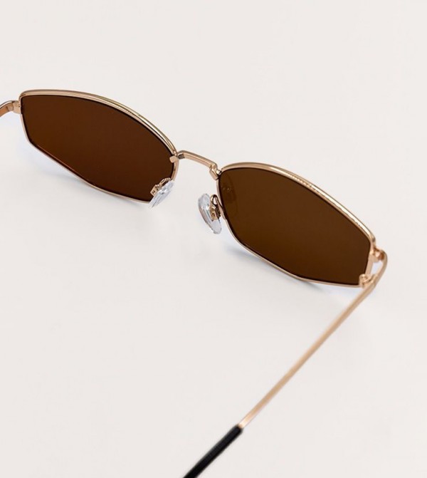 PrettyLittleThing  Sunglasses - Gold undefined