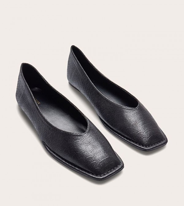 PrettyLittleThing - Outlet  - Black undefined