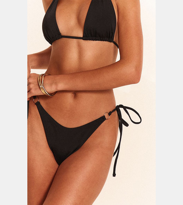 PrettyLittleThing  Swimwear - Black Bikini Bottoms
