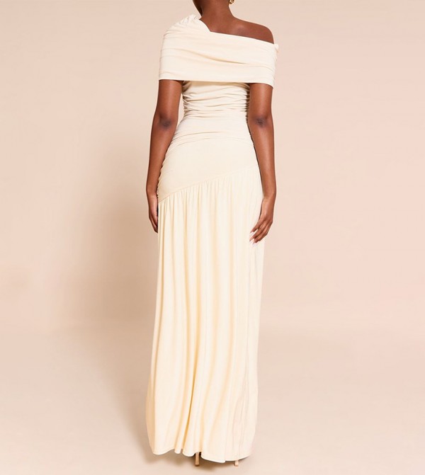 PrettyLittleThing  - Cream Maxi Skirts