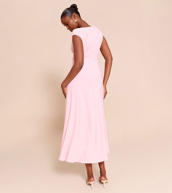 PrettyLittleThing PrettyLittleThing - Pink Maxi Dresses