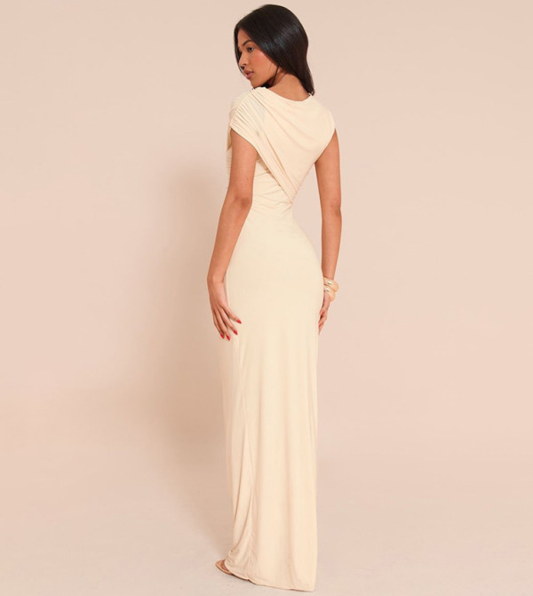 PrettyLittleThing PrettyLittleThing - Cream Casual Dresses