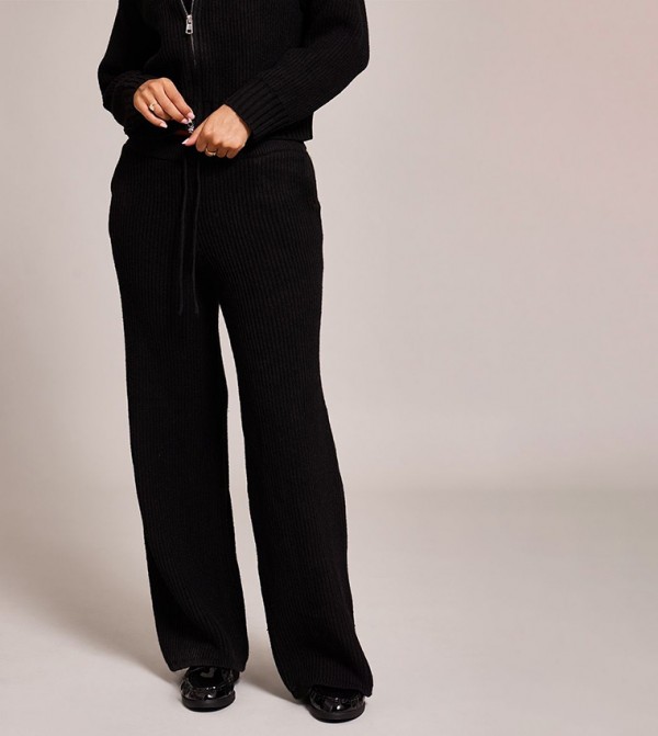 PrettyLittleThing PrettyLittleThing - Black Casual Pants