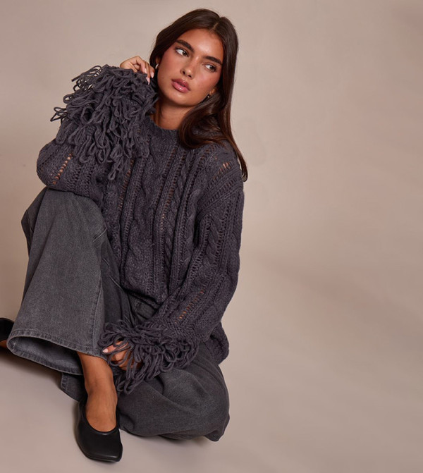 PrettyLittleThing PrettyLittleThing - Grey Round Neck Sweaters