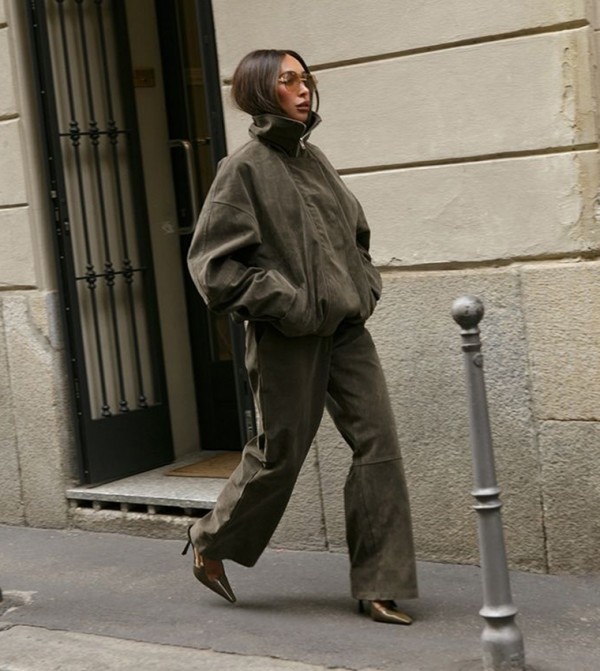 PrettyLittleThing PrettyLittleThing - Khaki Casual Pants