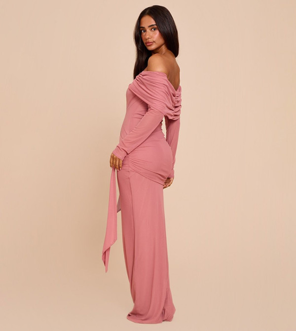 بريتي ليتل ثينغ بريتي ليتل ثينغ - وردي Maxi Dresses