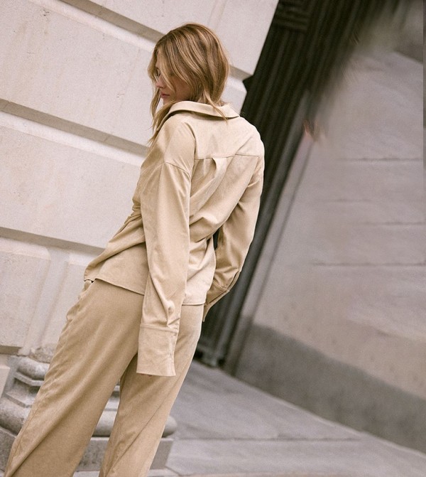 PrettyLittleThing PrettyLittleThing - Beige Shirts