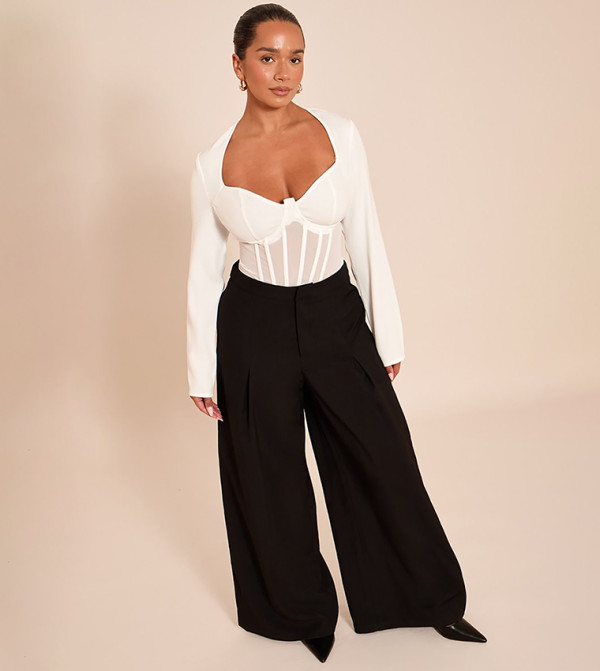 بريتي ليتل ثينغ  - كريمي  بدلة