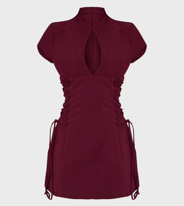 PrettyLittleThing - Burgundy Mini Dresses