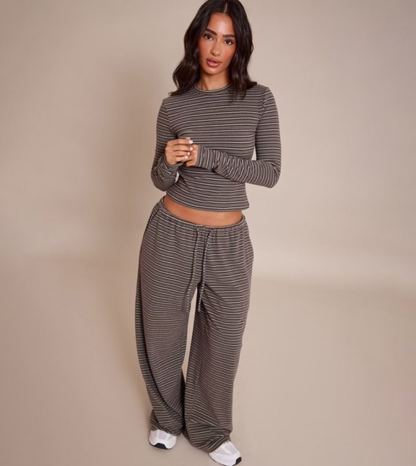 PrettyLittleThing PrettyLittleThing - Dark Green Sweatpants