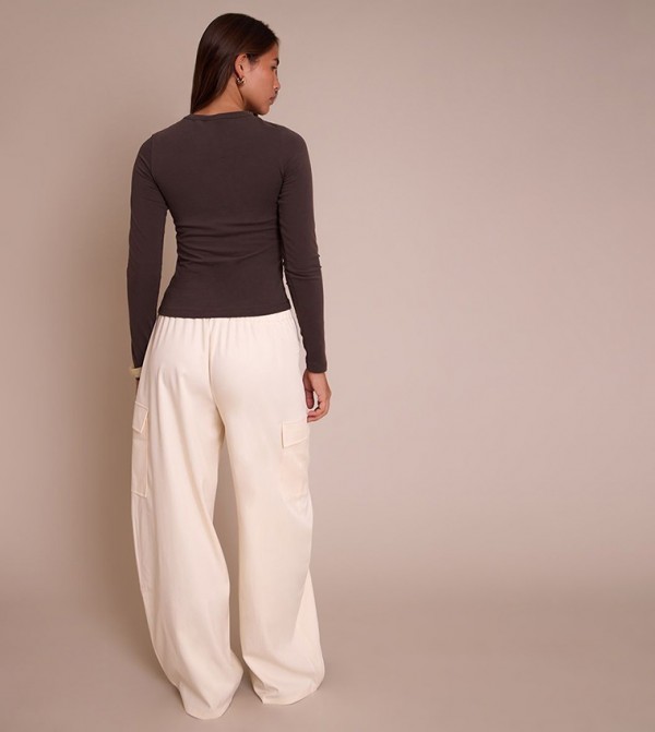 PrettyLittleThing Cargos - Cream Cargos