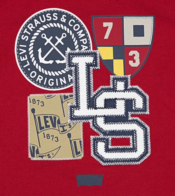 ليفايز ليفايز - أحمر  T-shirts