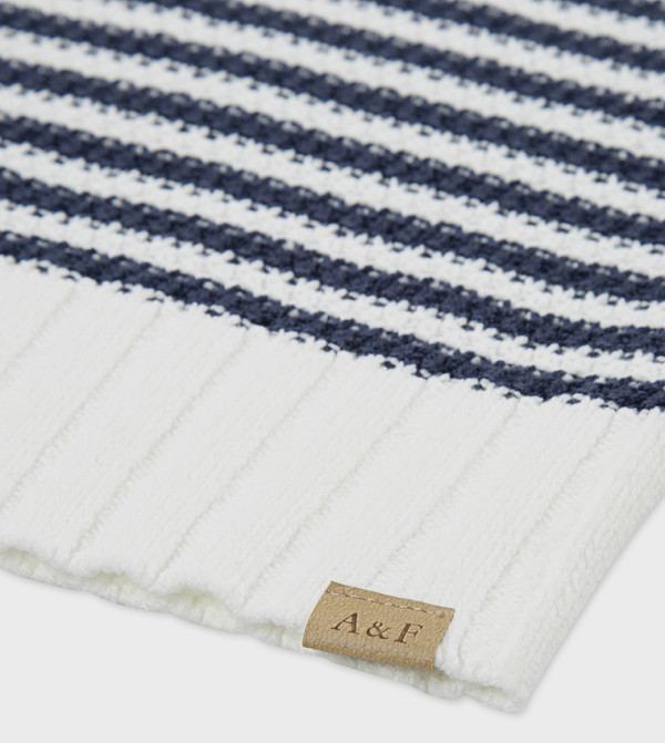 Abercrombie & Fitch  - White Sweaters & Cardigans