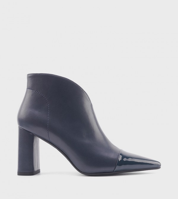 ناين وست  أبوات - كحلي Ankle length Boots