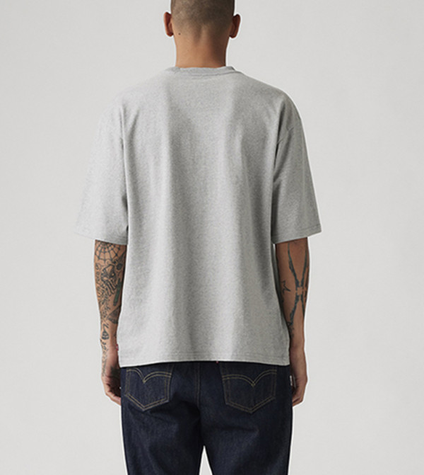 Levi's - Grey Round Neck T-Shirts