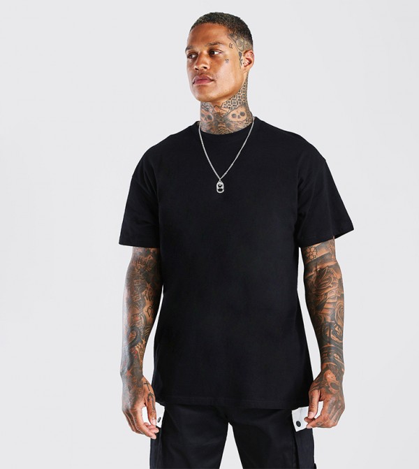 boohooMAN  T-Shirts - Black Round Neck T-Shirts