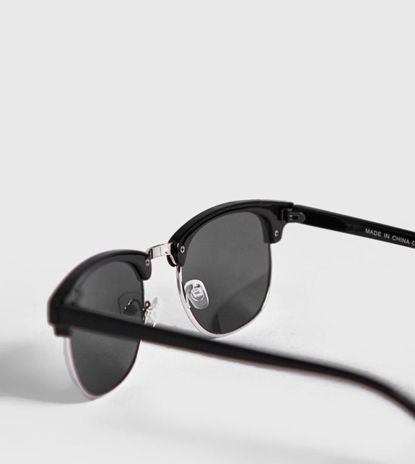 boohooMAN  Sunglasses - Black undefined