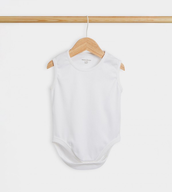 BABIES & MORE  Onepiece & Bodysuits - White Bodysuit