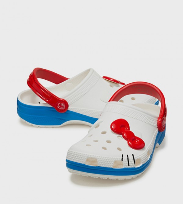 Crocs  Flip flops and Slides - White clogs
