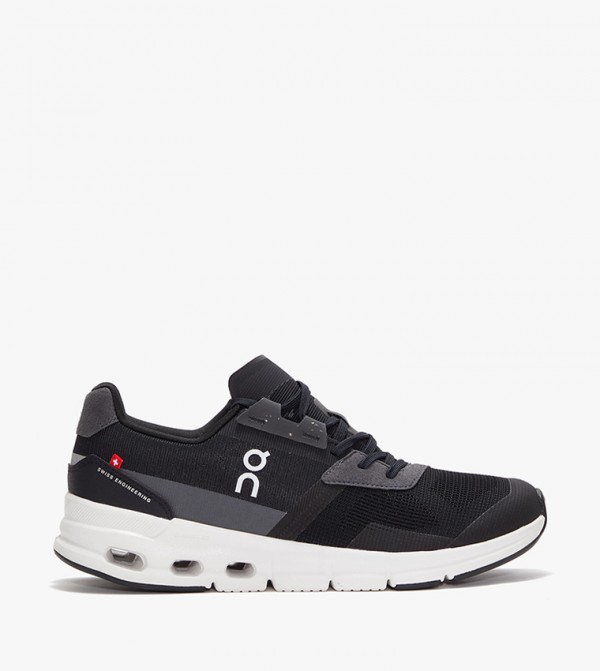 ON newrunningwomen - Black Running Shoes