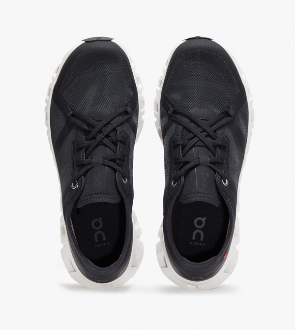 ON On - Black Running Shoes