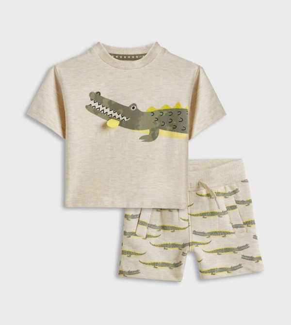 Dirkje  - Beige Top & Shorts