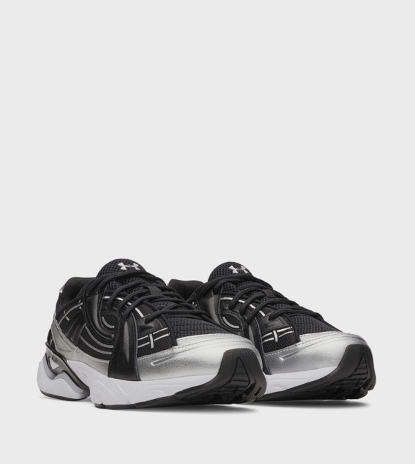 Under Armour Under Armour - Black Low Top